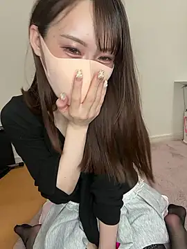momo_mm's Live XXX Chat