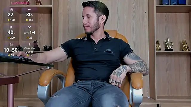 Chat XXX en directo de George_Diesell