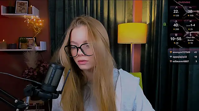 maddy_moah: онлайн-секс-чат