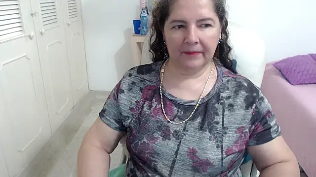 leonela_69 élő XXX-chatje