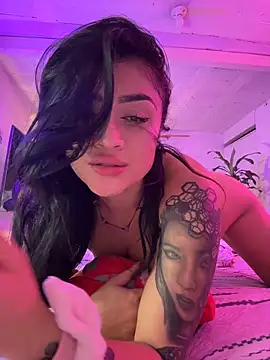 lucianaroyのライブXXXチャット