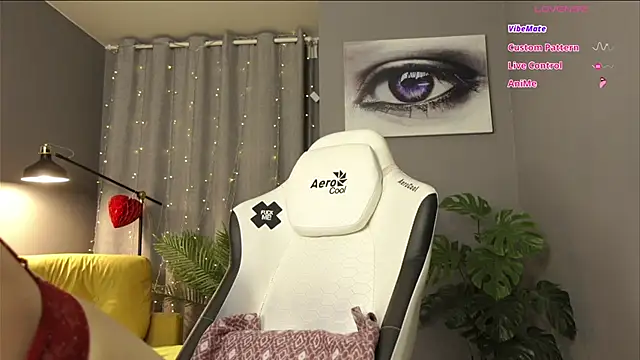 Megany Live XXX-chat