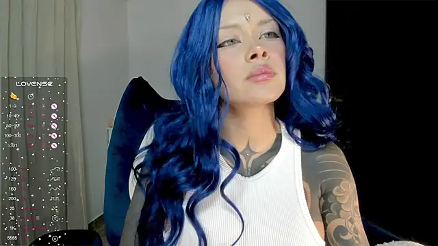 AlinaLukyanova Chat XXX in diretta