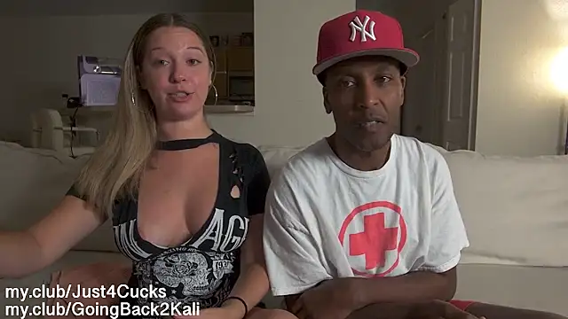 Czat XXX na żywo – boomboomr00m