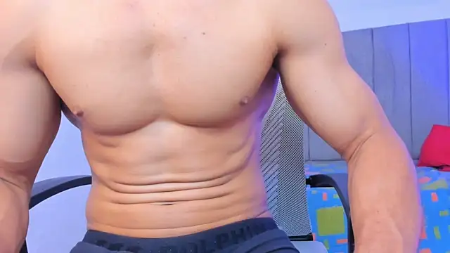 Chatroom XXX en direct de Adonys_Lewis_