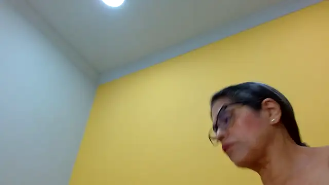 thebesthairypussy2のウェブカメラショー