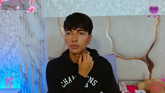 osamu_tay Pertunjukan Webcam