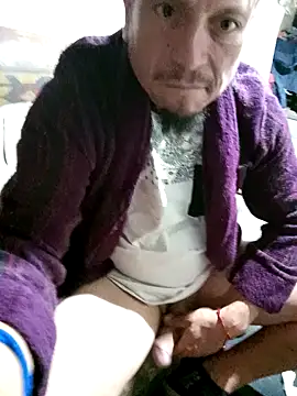 pauloandres Chat XXX in diretta