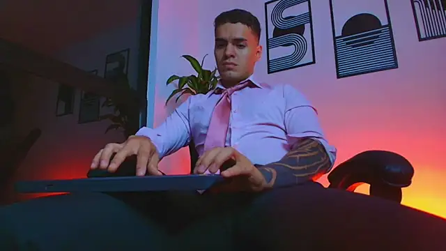 ALPHA_DOMINUS_'s Live XXX Chat