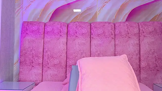 emmacurvy Obrolan Langsung XXX