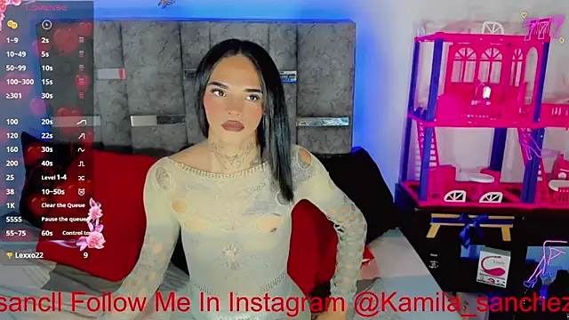 cherry_crushx webkamerás műsora