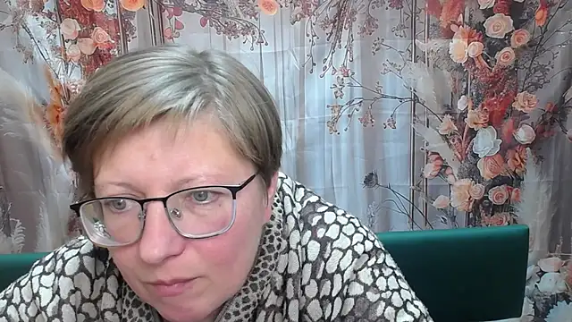 دردشة RadaChudna الجنسية المباشرة