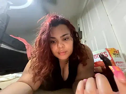 Webkamerová show luvmesumscorpio661