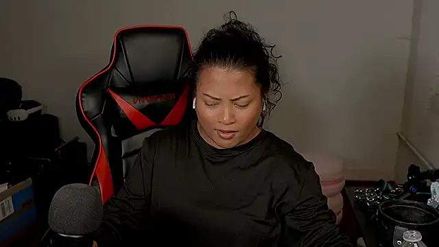 دردشة Bubbleliyah الجنسية المباشرة