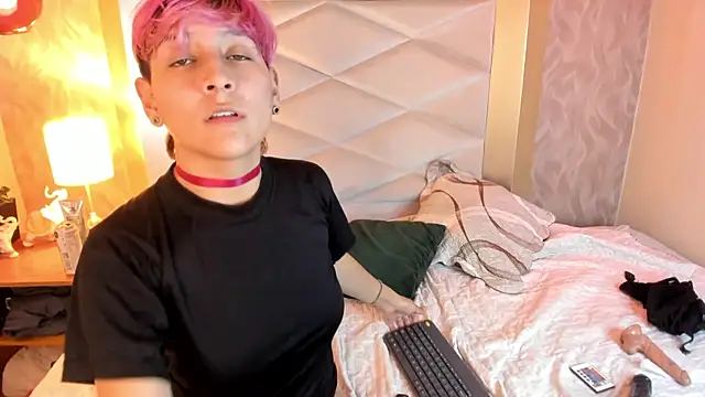 DannyRouds' Live XXX Chat