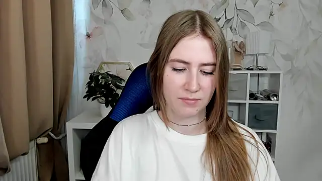 Онлайн чат XXX candy_Megan