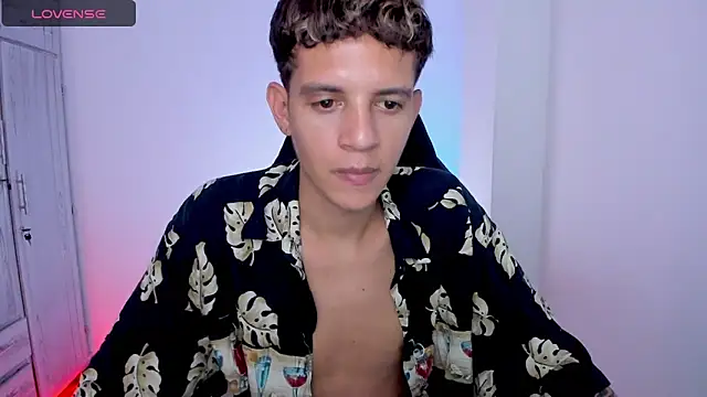 عرض كام tylernova