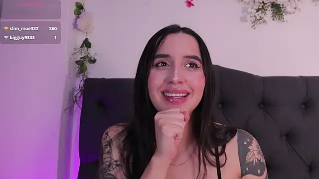 kaylee_lee – Naživo XXX chat