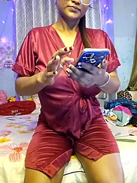 Desi_Maya69's Webcam Show