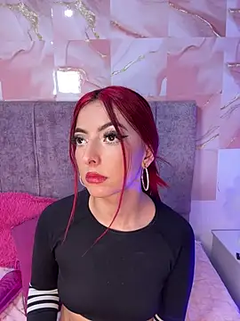 Sweett_Taylorr Adlı Modelin Canlı XXX Sohbeti