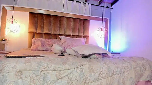 SamyShark's Live XXX Chat