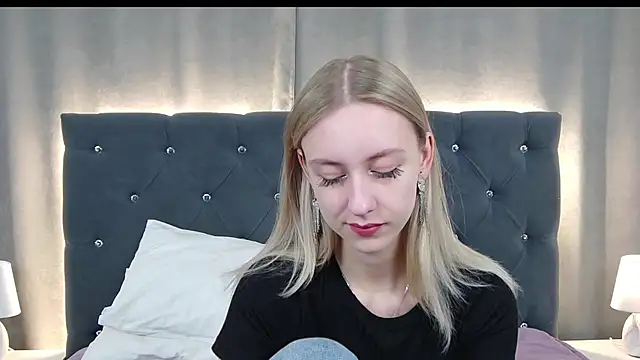 RachaelCute's Live XXX Chat