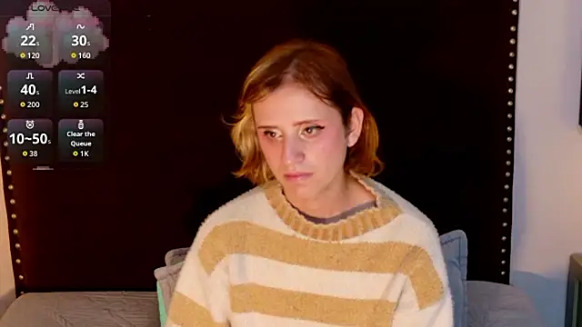 seraphine_star Adlı Modelin Canlı XXX Sohbeti