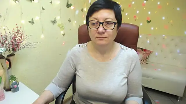 EmilyL0ven Live XXX chat