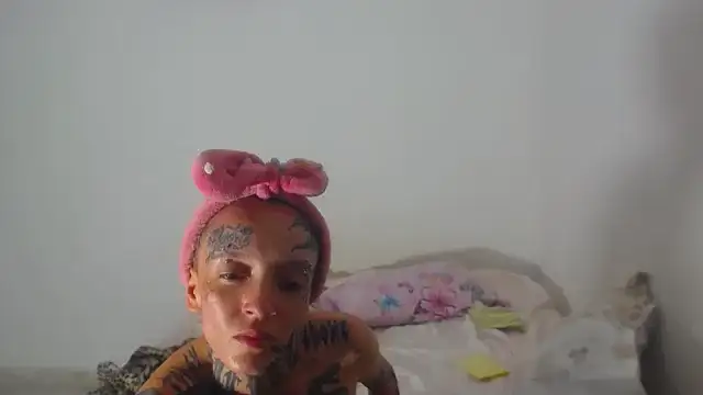 barbara_anal_squirt_'s Live XXX Chat