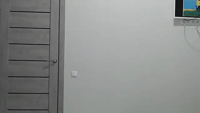 maxi_foxxx Show in webcam