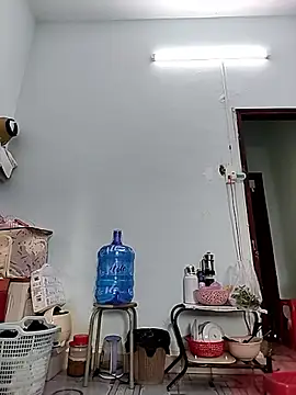 simsim-00 Live XXX-Chat