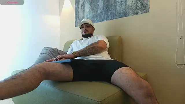 TROY_KIRK Chat XXX in diretta