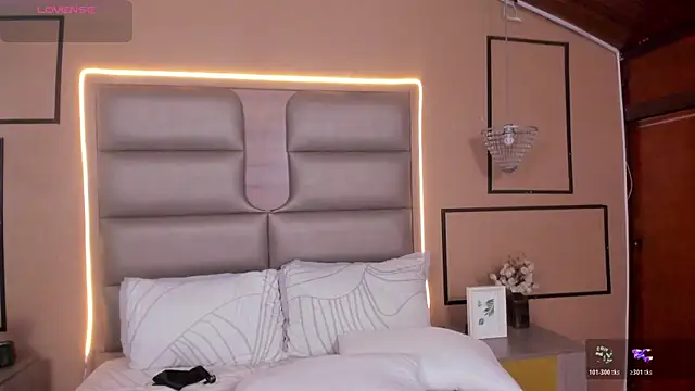 Sembang XXX Secara Langsung CAYLINCOLLINS