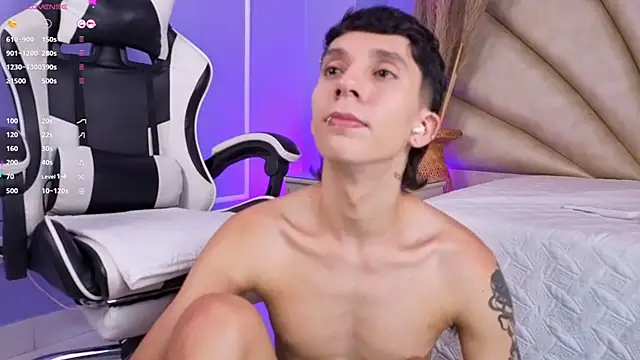 JacoboSwam's Live XXX Chat