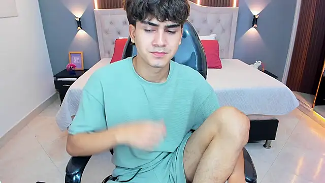 Tommy18__ – Live XXX-chat