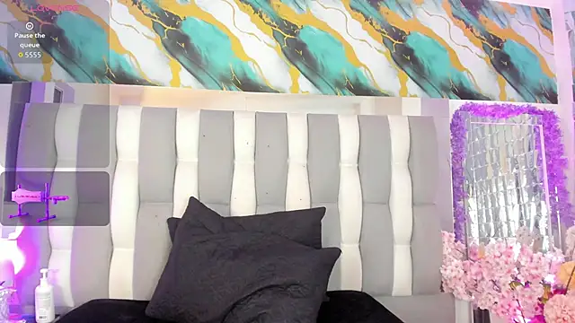 Chat +18 de IsaDiiaz ao vivo