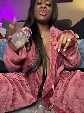 TikaMoon's Live XXX Chat