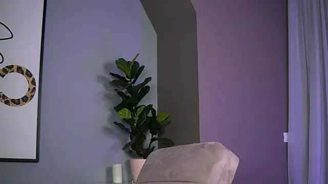 ClassyKatyy Chat XXX live