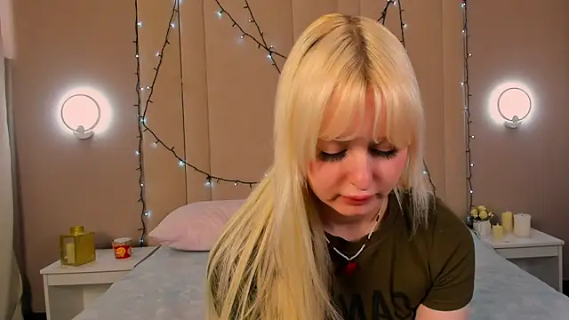 AdeleSilvy's Live XXX Chat