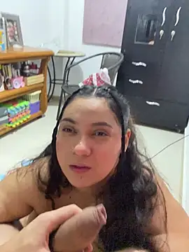 Pokazy przed kamerką – chiara_andrew