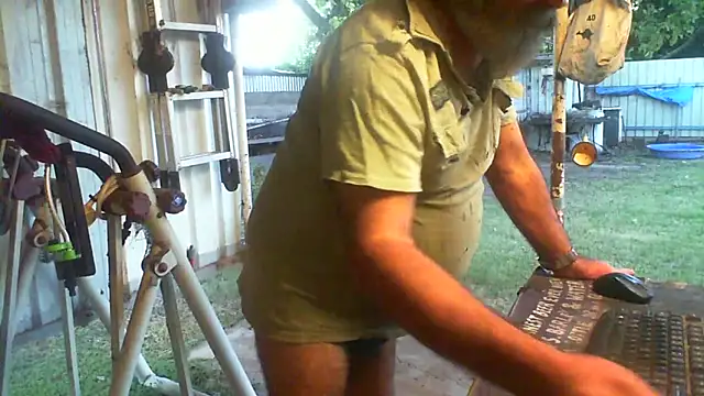 herbie010666: διαδικτυακό σόου στην κάμερα