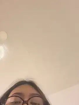 Pertunjukan Kamera Web siennanova