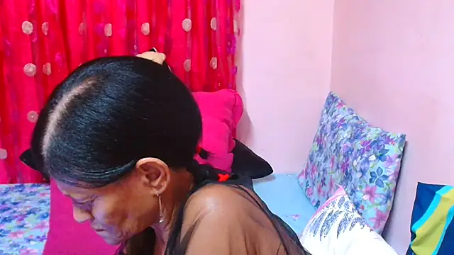 Chat XXX Live SLUTTYROXY