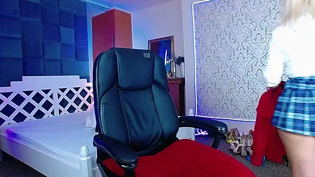 Chat +18 de MissKora ao vivo