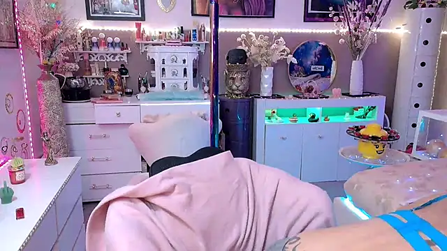 misscectito13 élő XXX-chatje