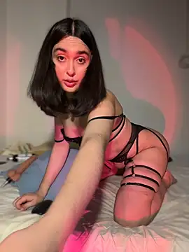 MiahWindsorのライブXXXチャット