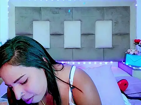 indiantopaz694u 在線直播表演