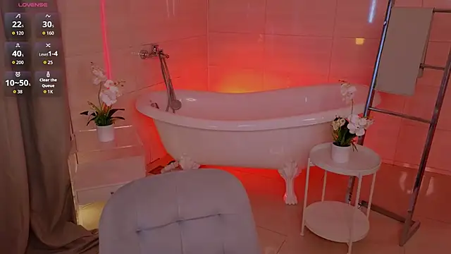 Adetta's Live XXX Chat