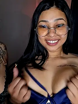 Show de Tigresa23 na webcam