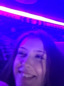 ThedeepwebcutieのライブXXXチャット